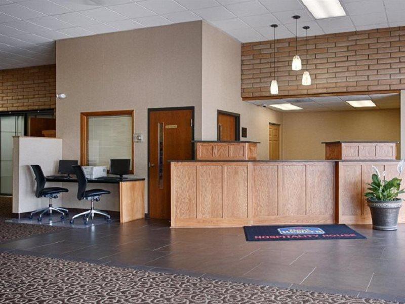 Best Western Hospitality House Emporia Esterno foto