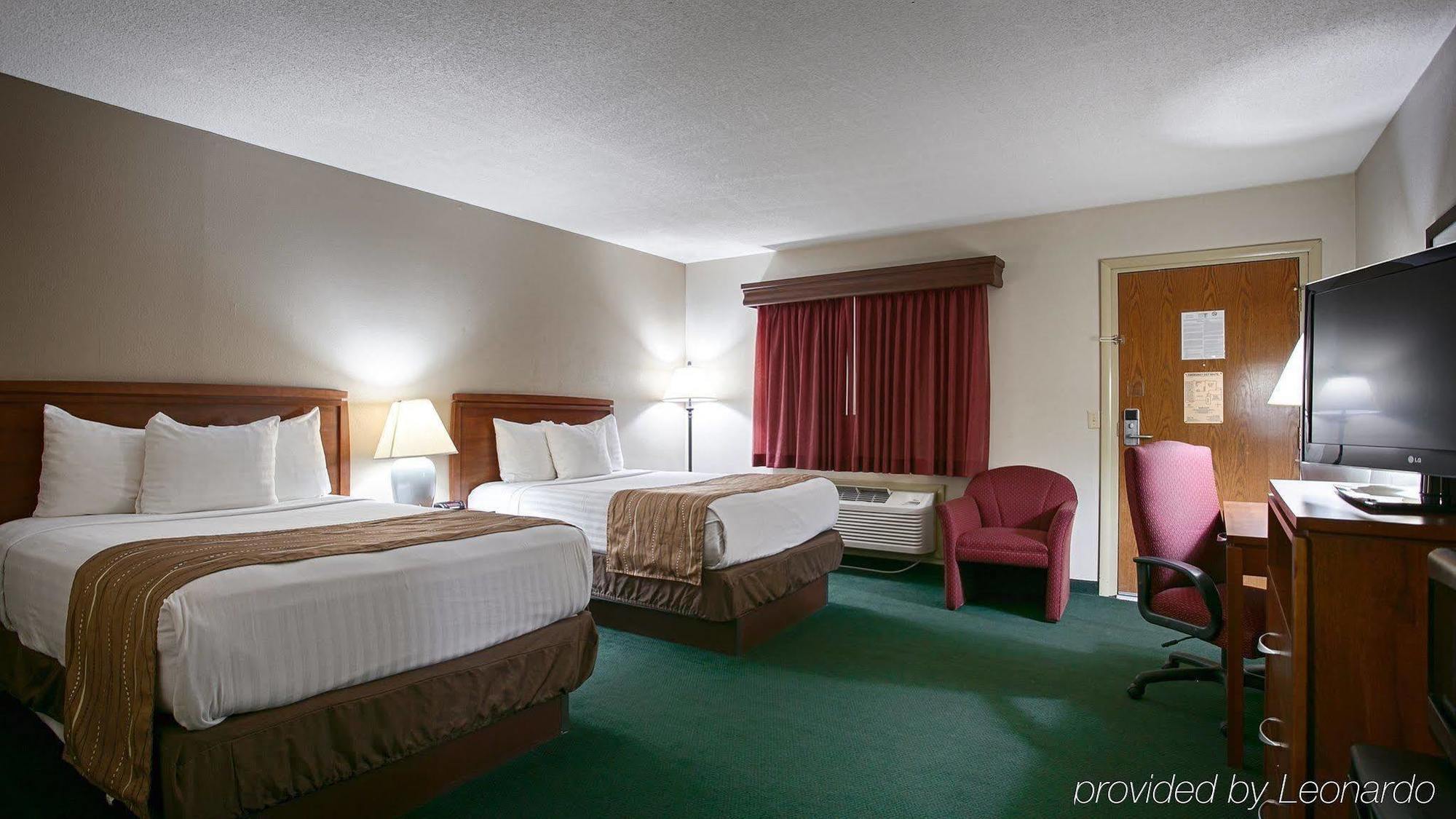 Best Western Hospitality House Emporia Esterno foto